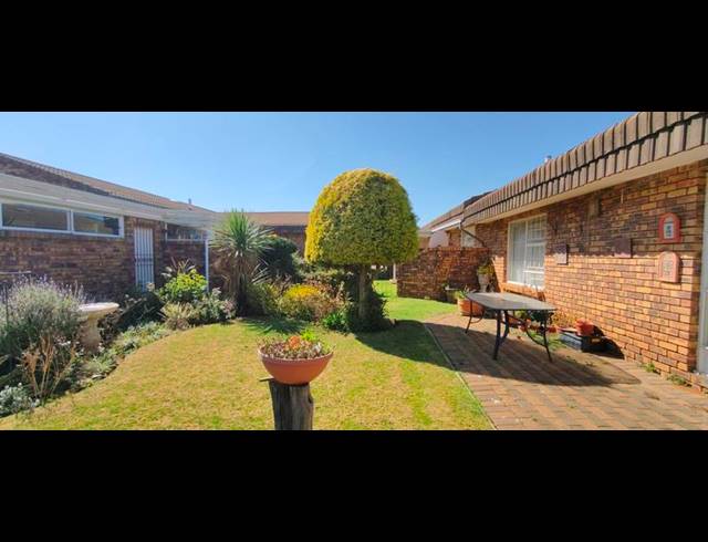 2 BEDROOM PROPERTY TO RENT IN NORTON PARK